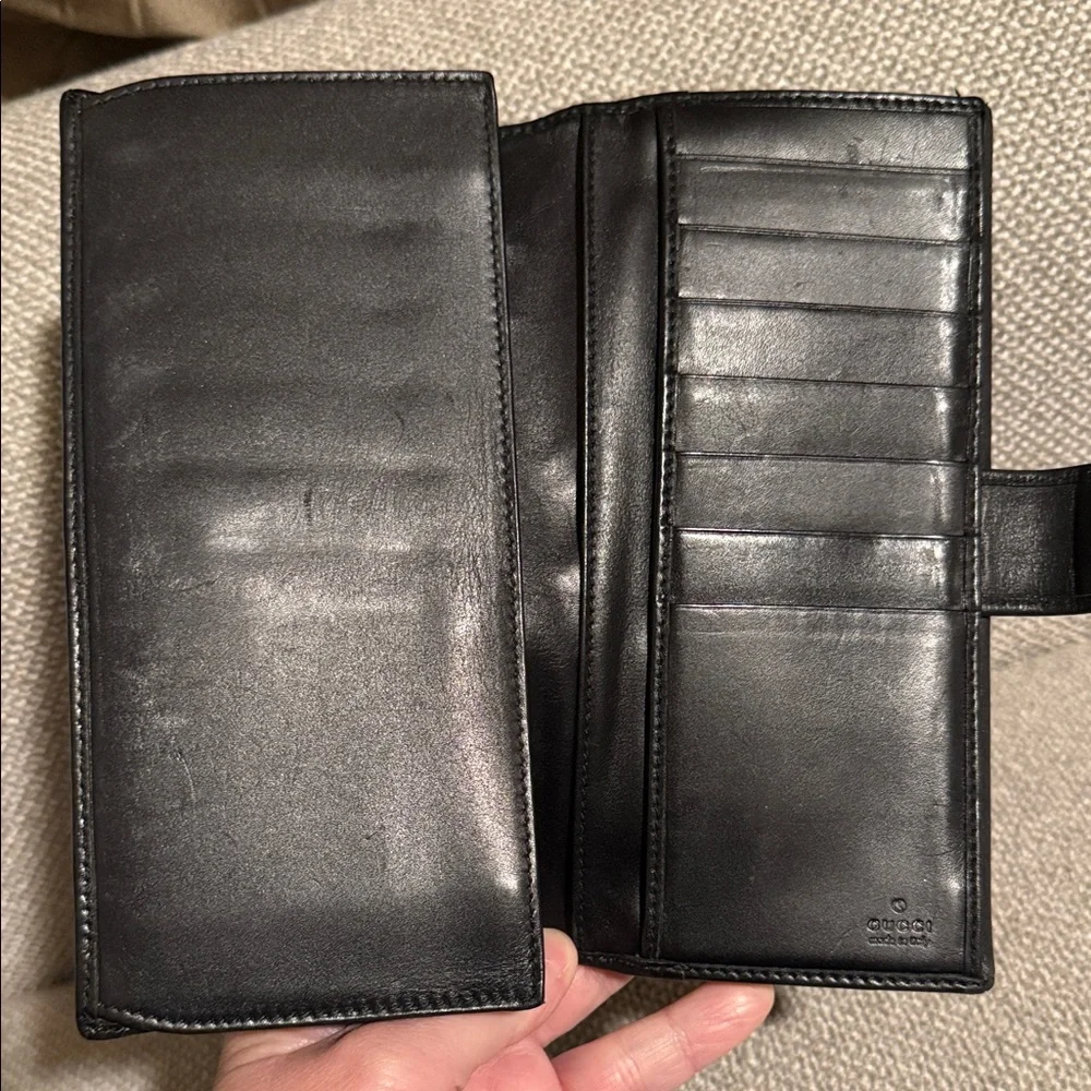 Gucci elegant authentic
